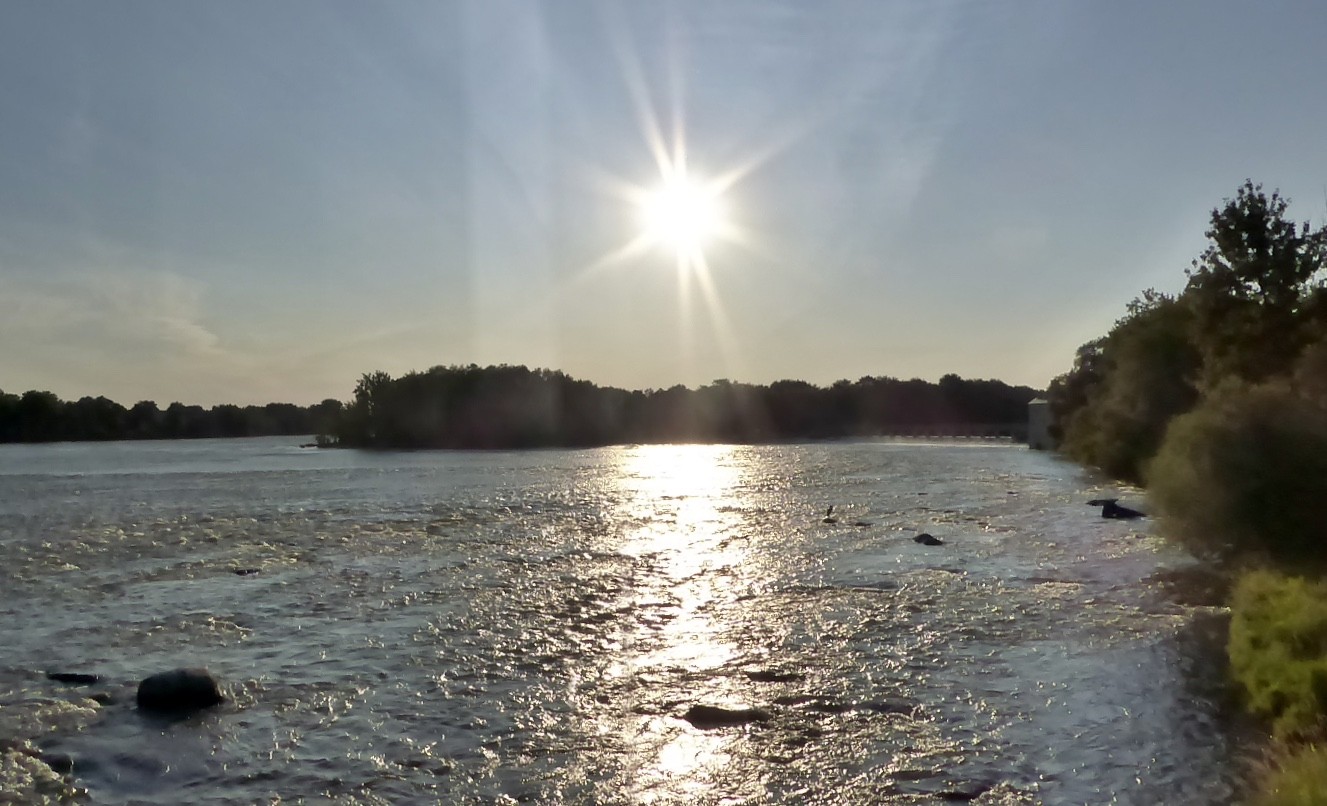 Soleilfineterivesriviredesmilleilesterrebonne jnmarion